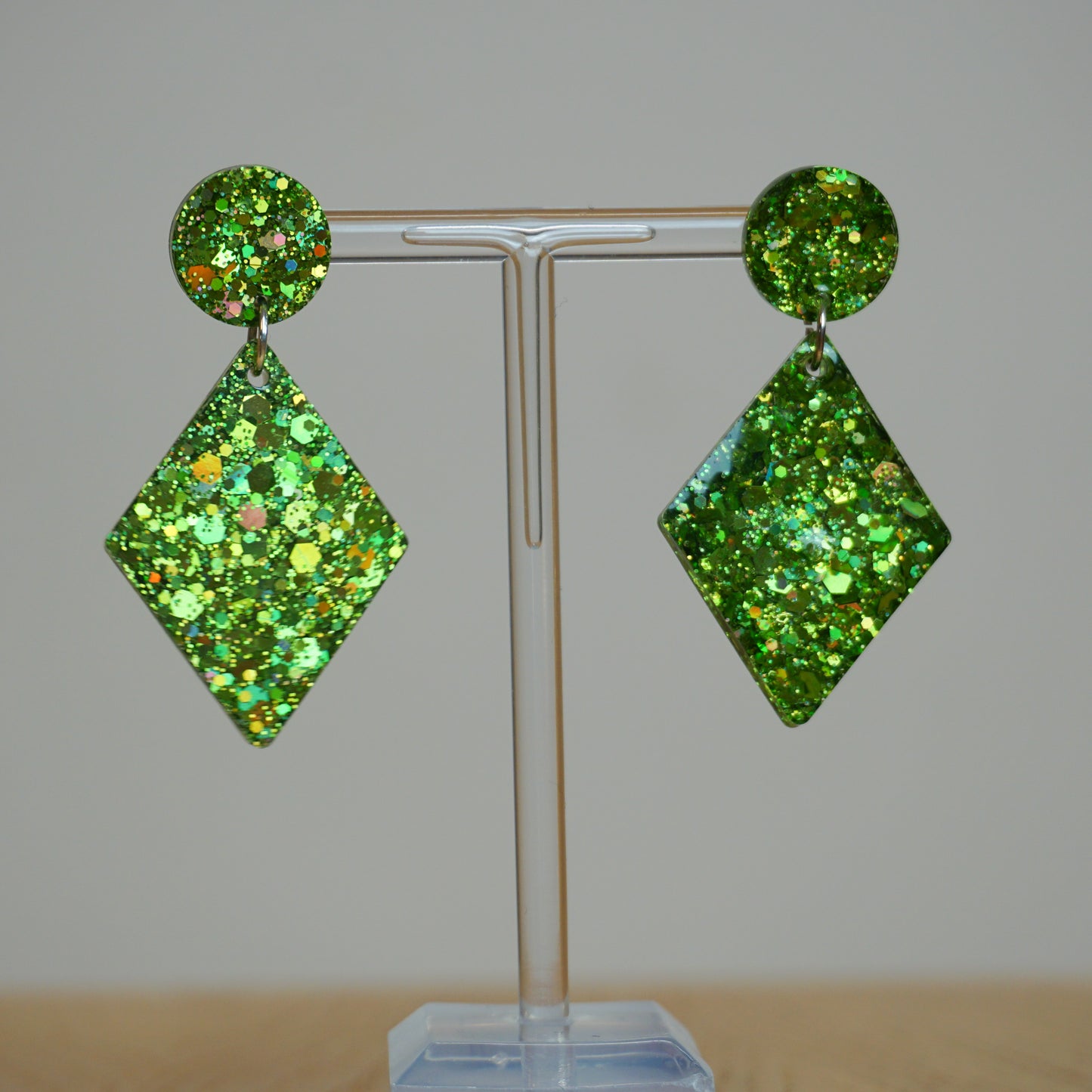 Thetis green - Resin Earrings